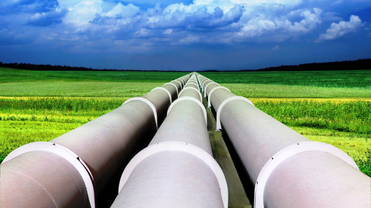 At Twin Brothers FZE, we specialize in providing independent, timely analysis and data-driven insights for the Oil & Gas industry, while also ensuring reliable access to high-quality hydrocarbon products.
